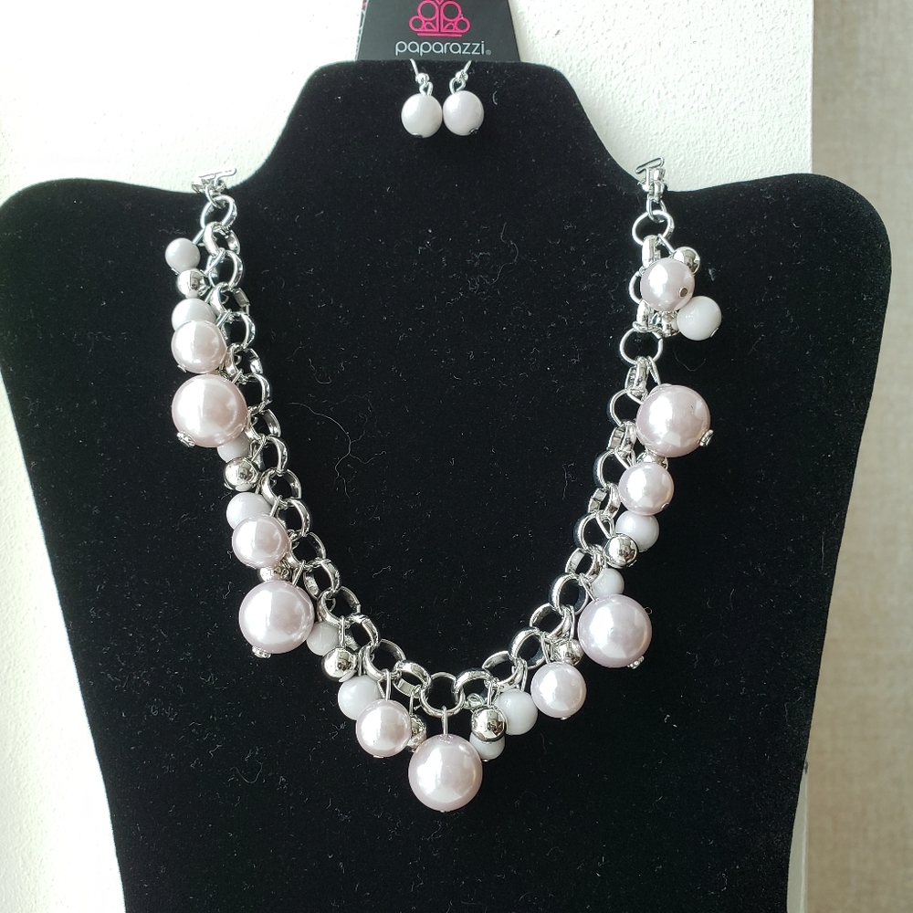 Paparazzi Necklace Set